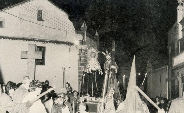 A&Ntilde;OS 70 EL SANTO ENCUENTRO POR LA CALLE HERRADORES