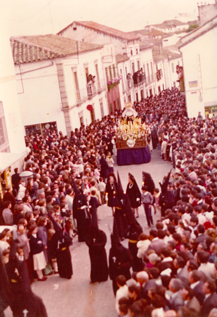 A&Ntilde;OS 70 LA VIRGEN DE LOS DOLORES EN LA FUENTE VIEJA