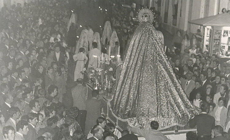 A&Ntilde;OS 70 LA VIRGEN DE LA ALEGRIA