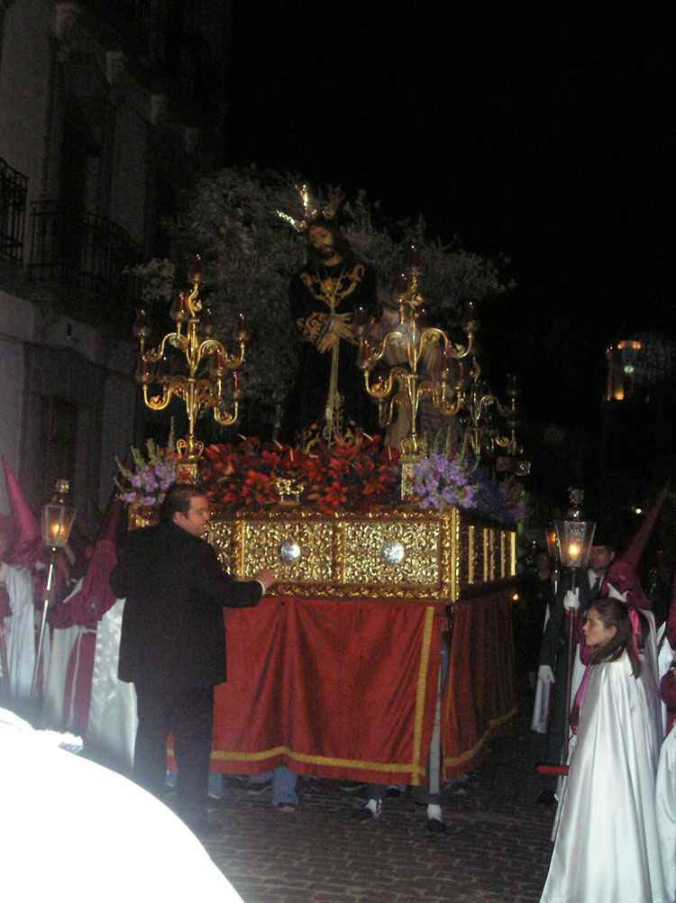 EL PASO DE JESUS CAUTIVO A LAS PUERTAS DE LAS OBRERAS