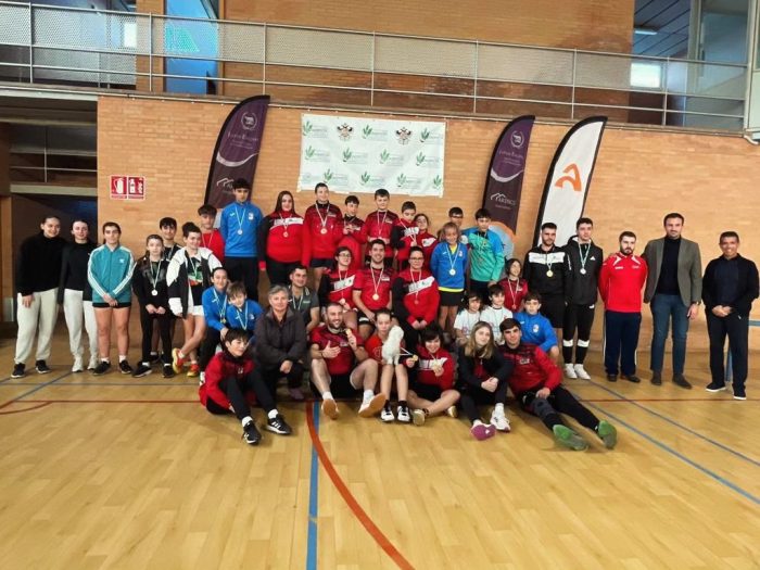 El pasado 23 de diciembre de 2023 se celebró el tradicional Torneo Navidad de Bádminton